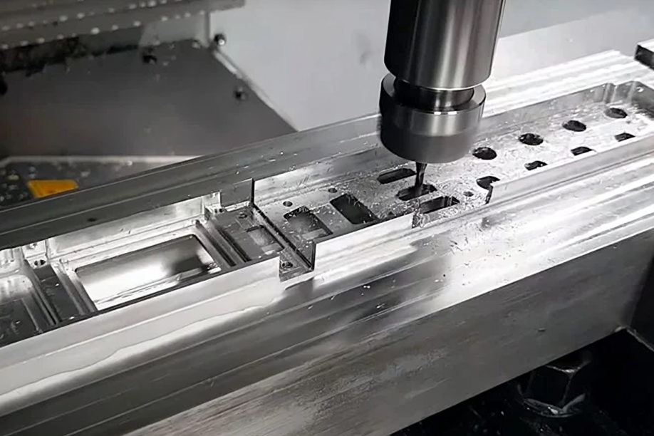 Precision Milling Operation, CNC machining services